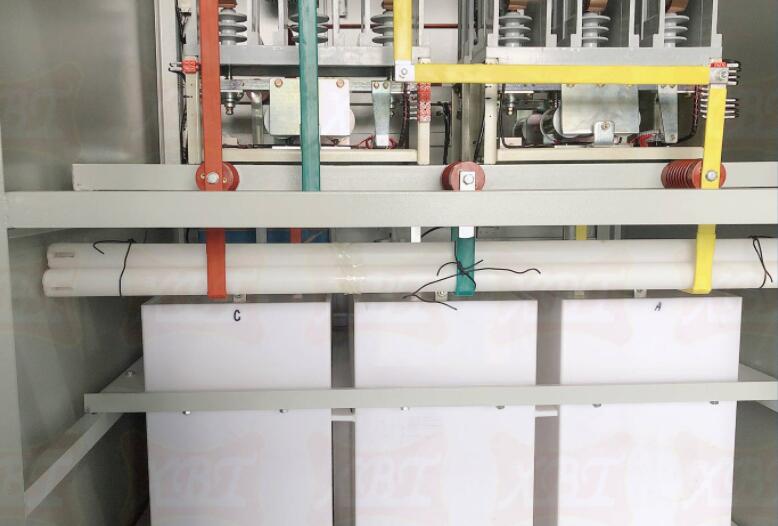 YGQS系列液阻軟起動(dòng)柜